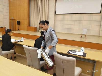 禮儀競(jìng)賽展風(fēng)采 提升服務(wù)樹(shù)品牌